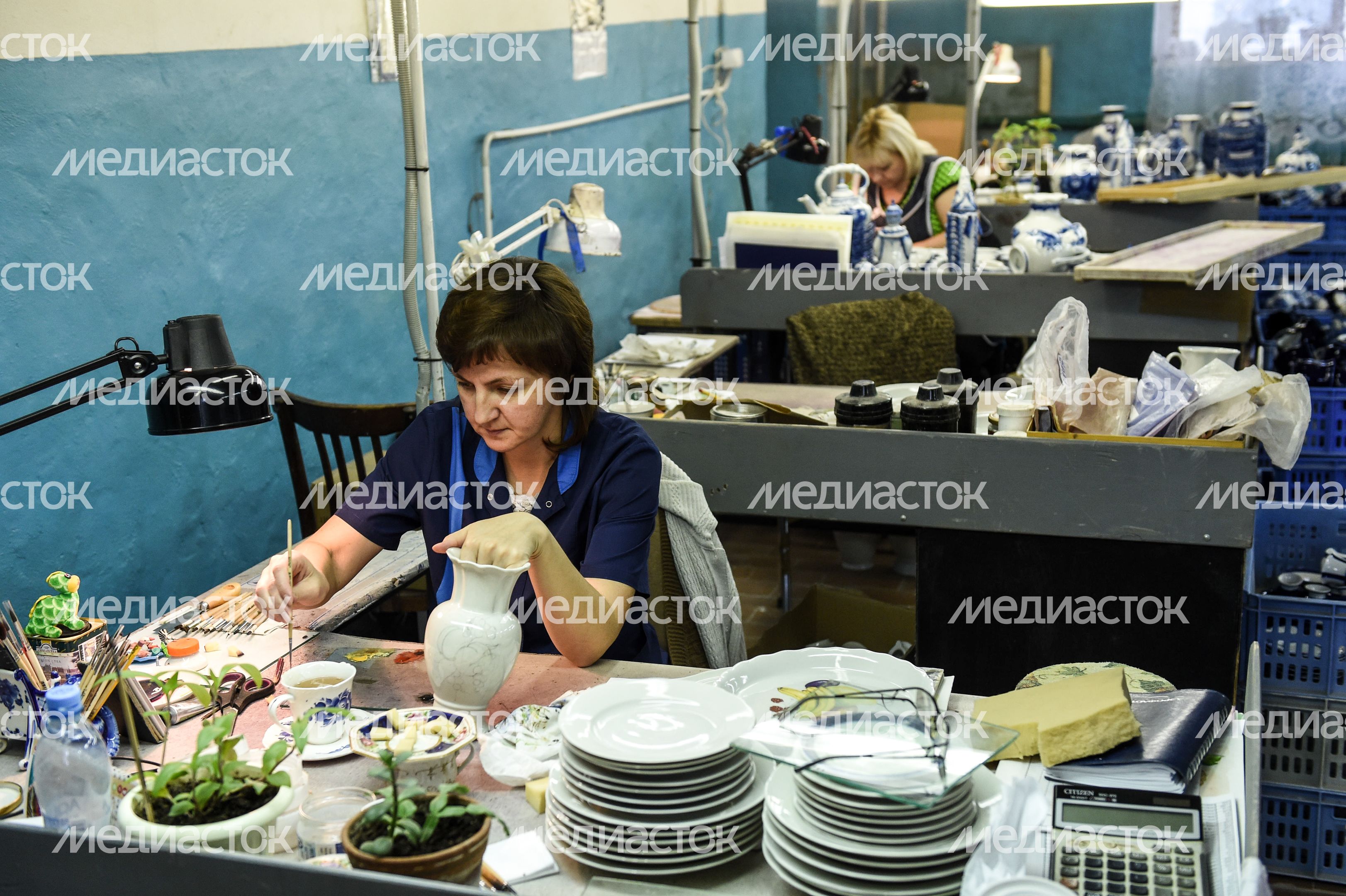 Производство знаменитого Гжельского фарфора
