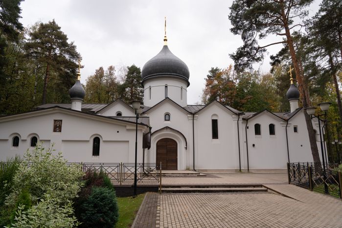 Королев. Церковь Священномученика Владимира