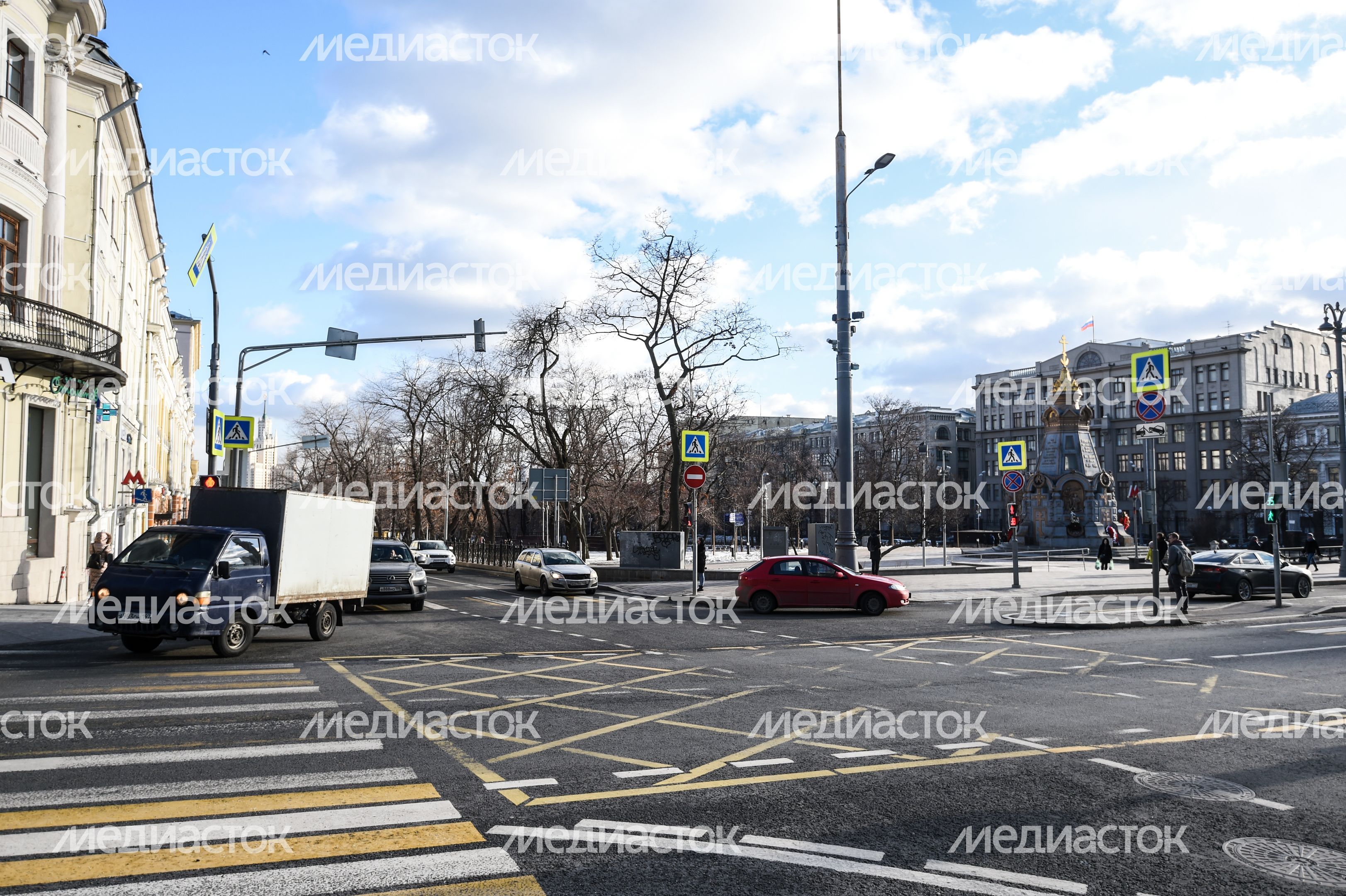 Вафельная разметка на улицах Москвы Вафельная разметка на улицах Москвы
