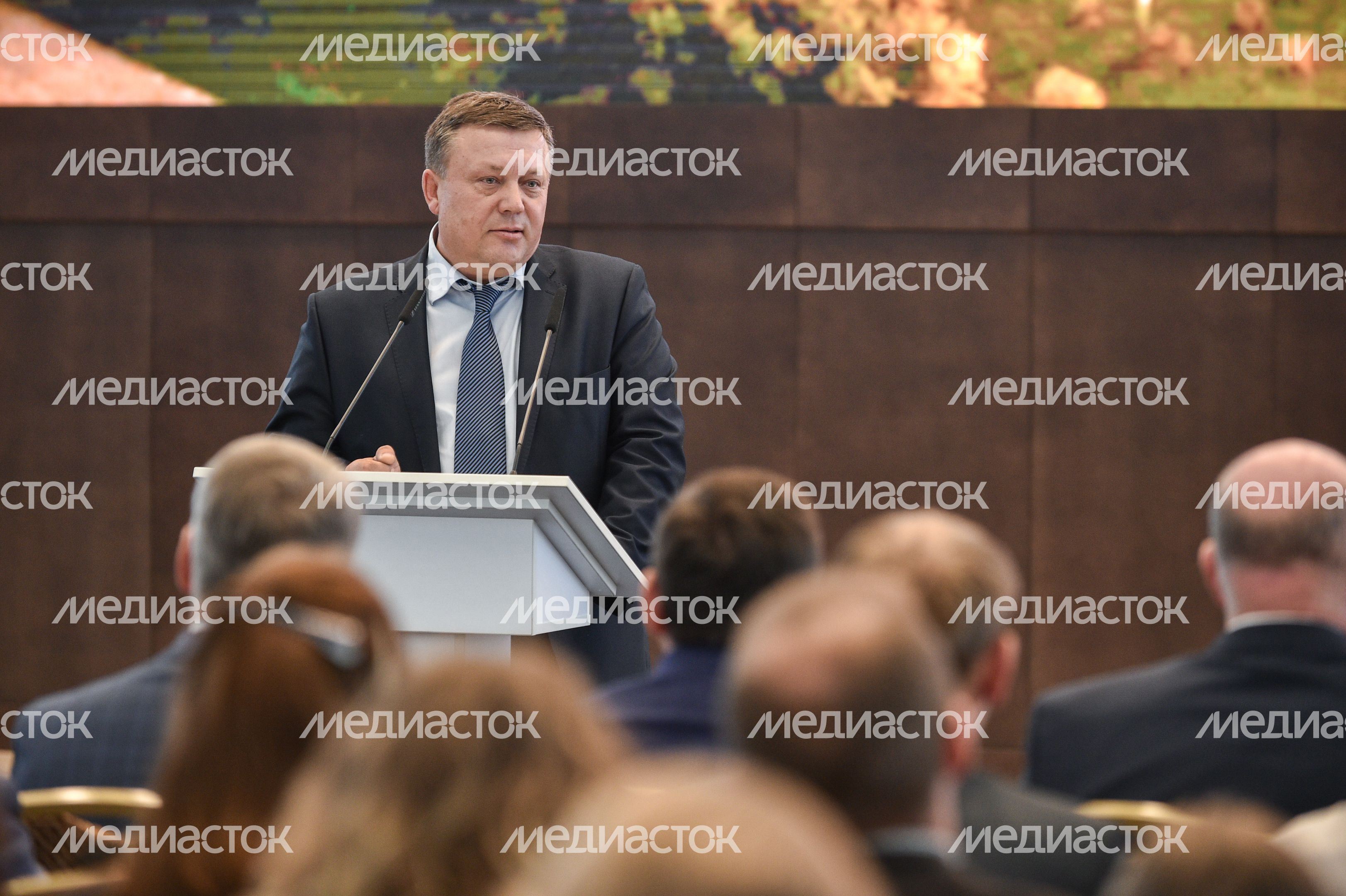 Награждение работников дорожного хозяйства губернатором МО