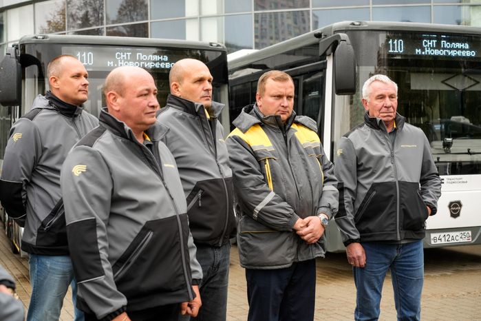 Андрей Воробьев передал партию новых автобусов округам Подмосковья