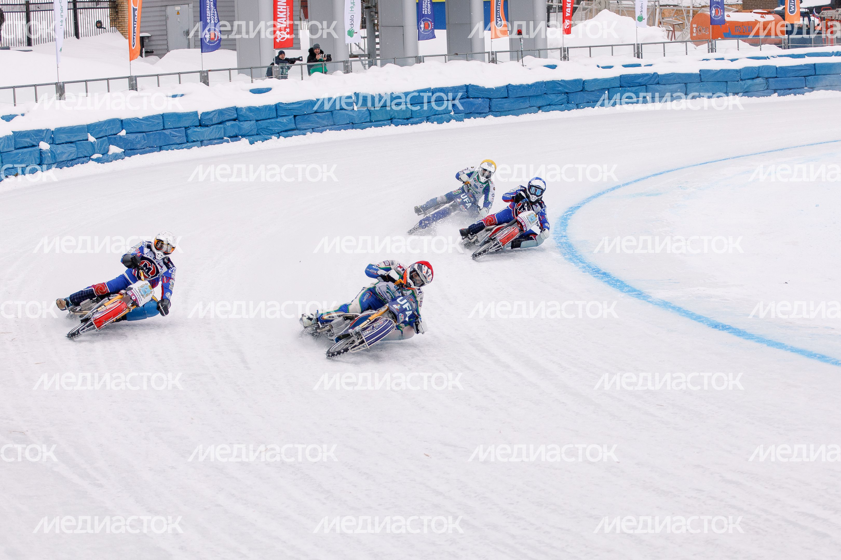 VI этап личного чемпионата России по гонкам на льду в Красногорске