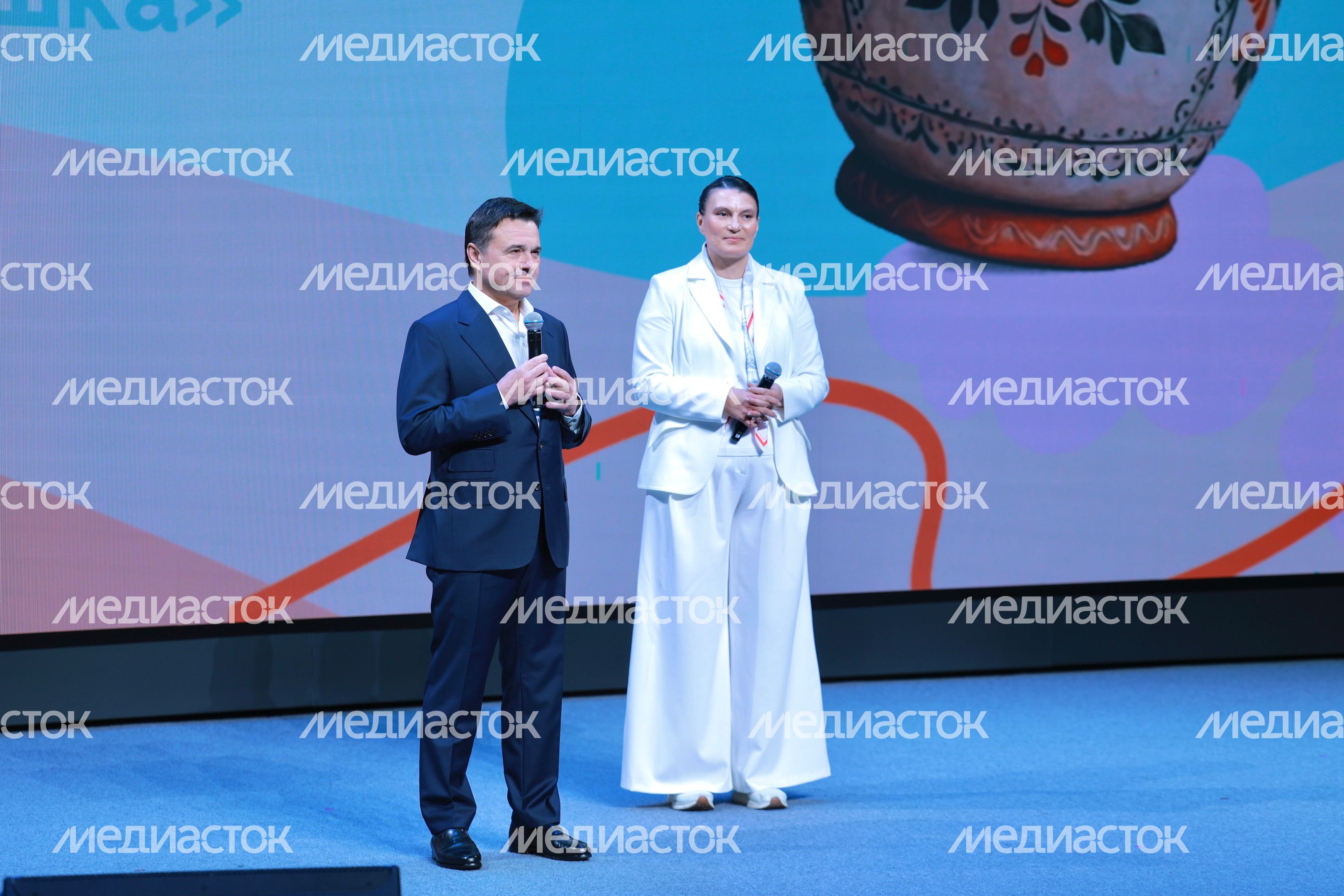 Андрей Воробьев поприветствовал участников фестиваля "Цифровая матрешка" Андрей Воробьев поприветствовал участников фестиваля "Цифровая матрешка"