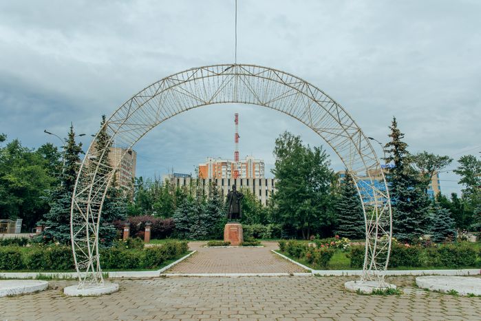 Памятник Одинцу боярину