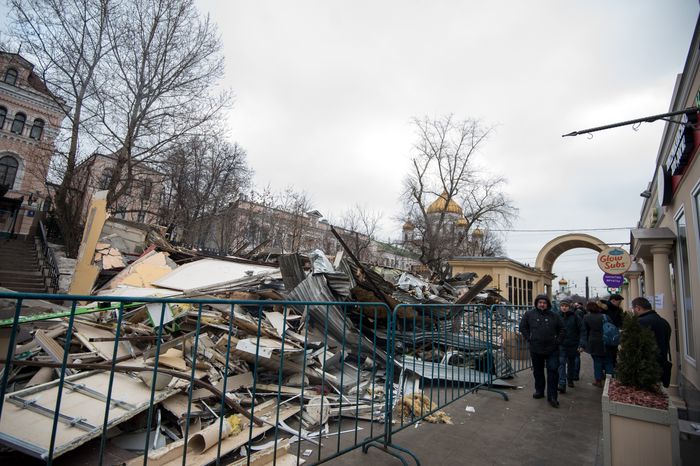Снос самостроя у станции метро Кропоткинская в Москве