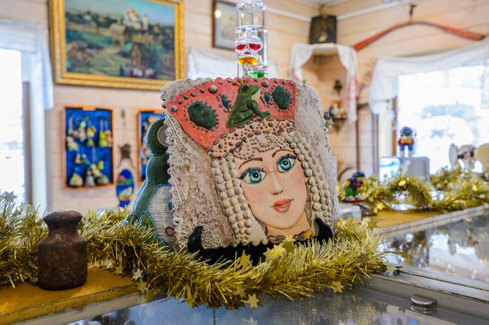 Музей дмитровской лягушки и Культурно-туристическая галерея "Мечта туриста"