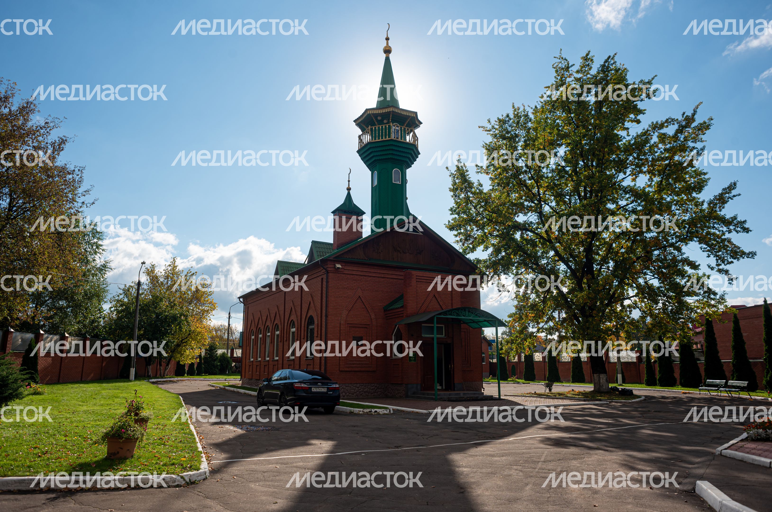 Осенние виды Мечети Имама Равиля в городе Щёлково Осенние виды Мечети Имама Равиля в городе Щёлково