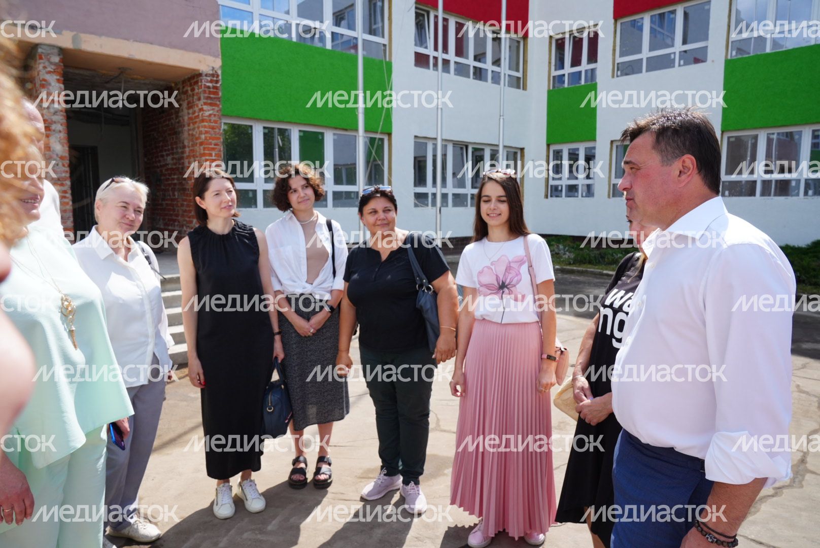 Проверка хода капремонта школы во Фрязино Губернатором Подмосковья