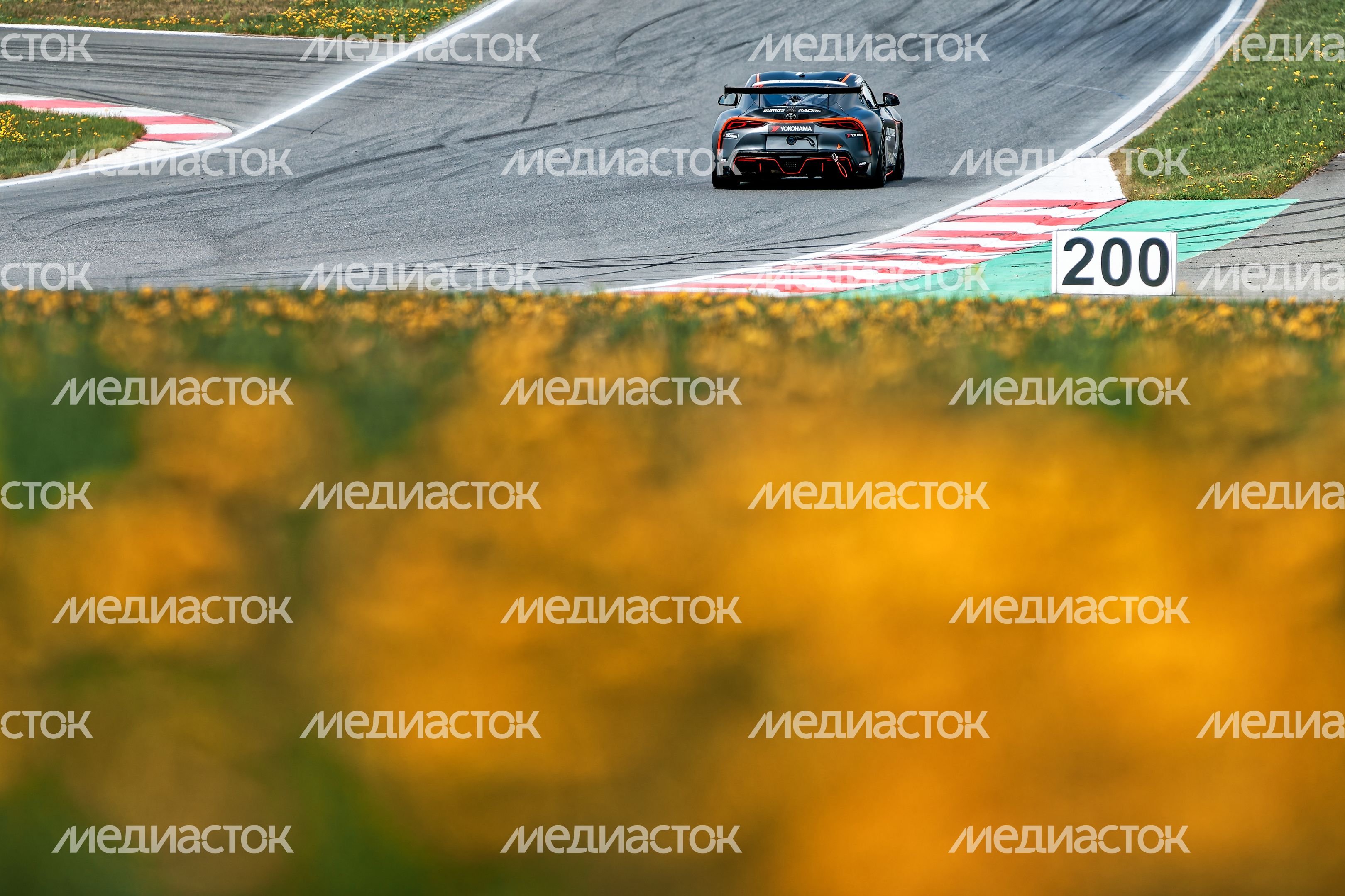 Гоночный уик-енд в Волоколамском округе на трассе Moscow Raceway Гоночный уик-енд в Волоколамском округе на трассе Moscow Raceway