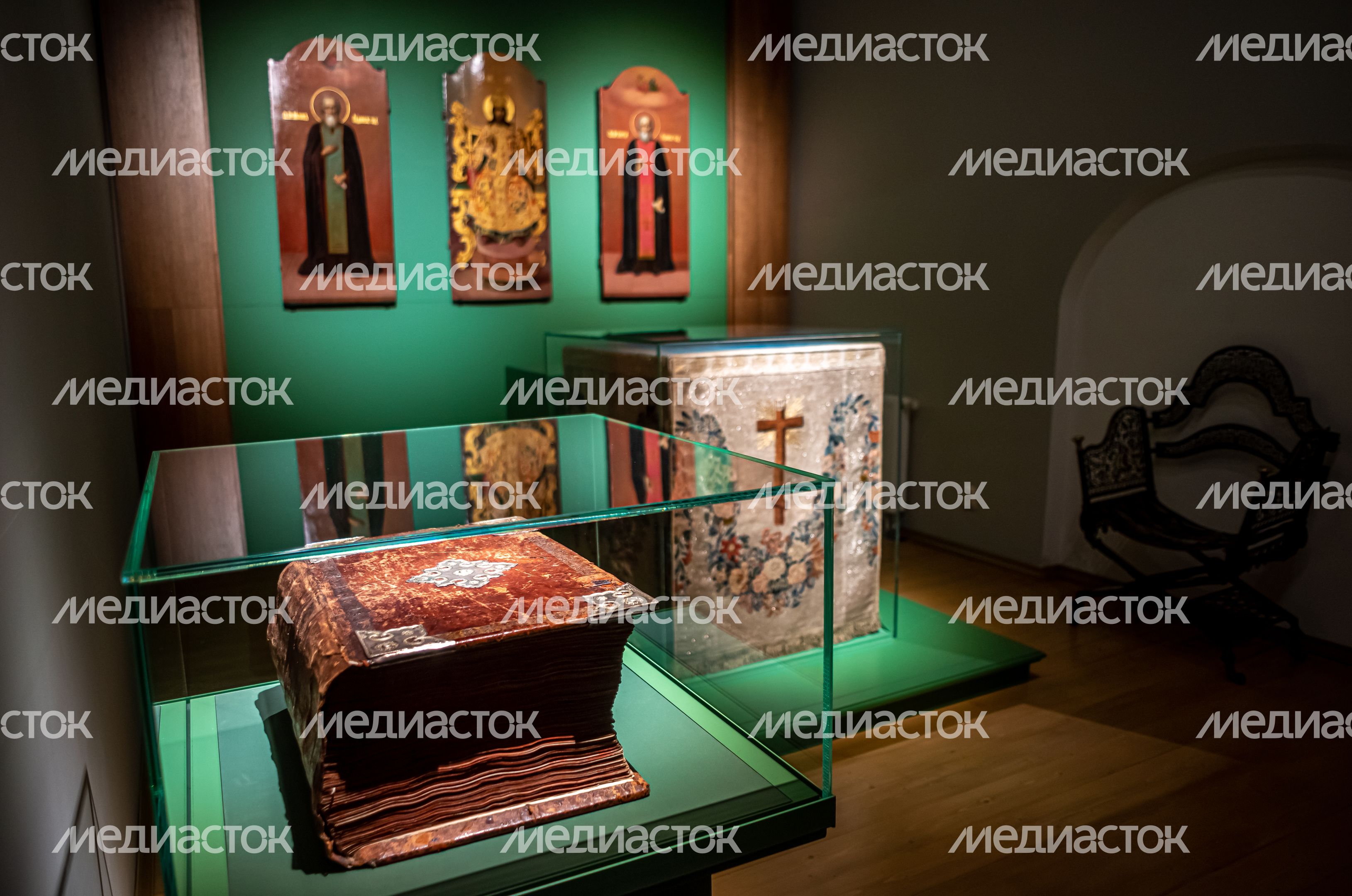 Сергиево-Посадский музей-заповедник «Ризница Троице-Сергиевой лавры» Сергиево-Посадский музей-заповедник «Ризница Троице-Сергиевой лавры»