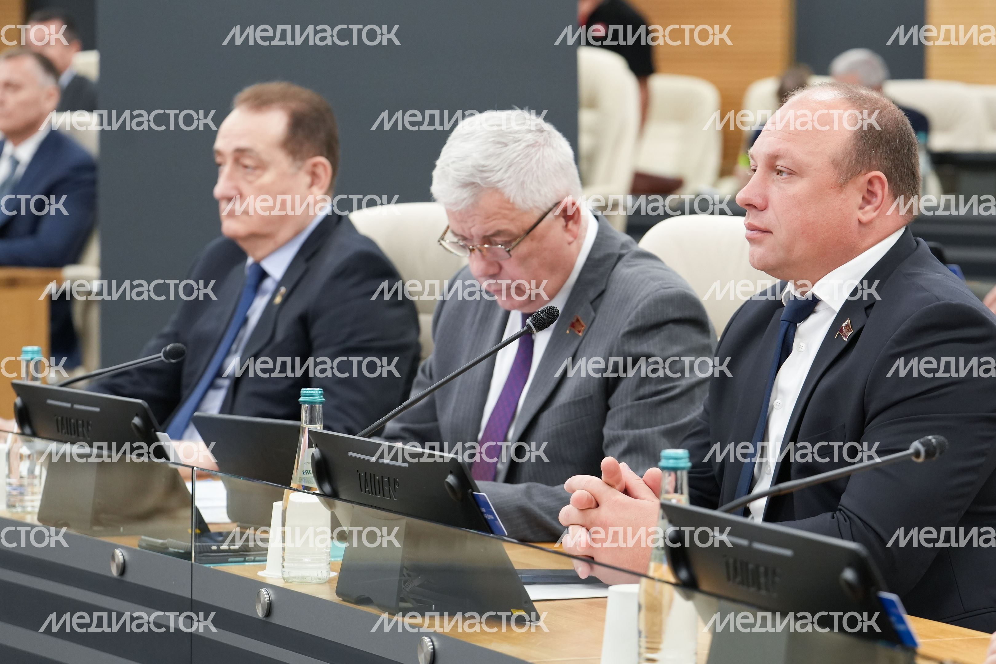 Андрей Воробьев поблагодарил депутатов Мособлдумы за совместную работу