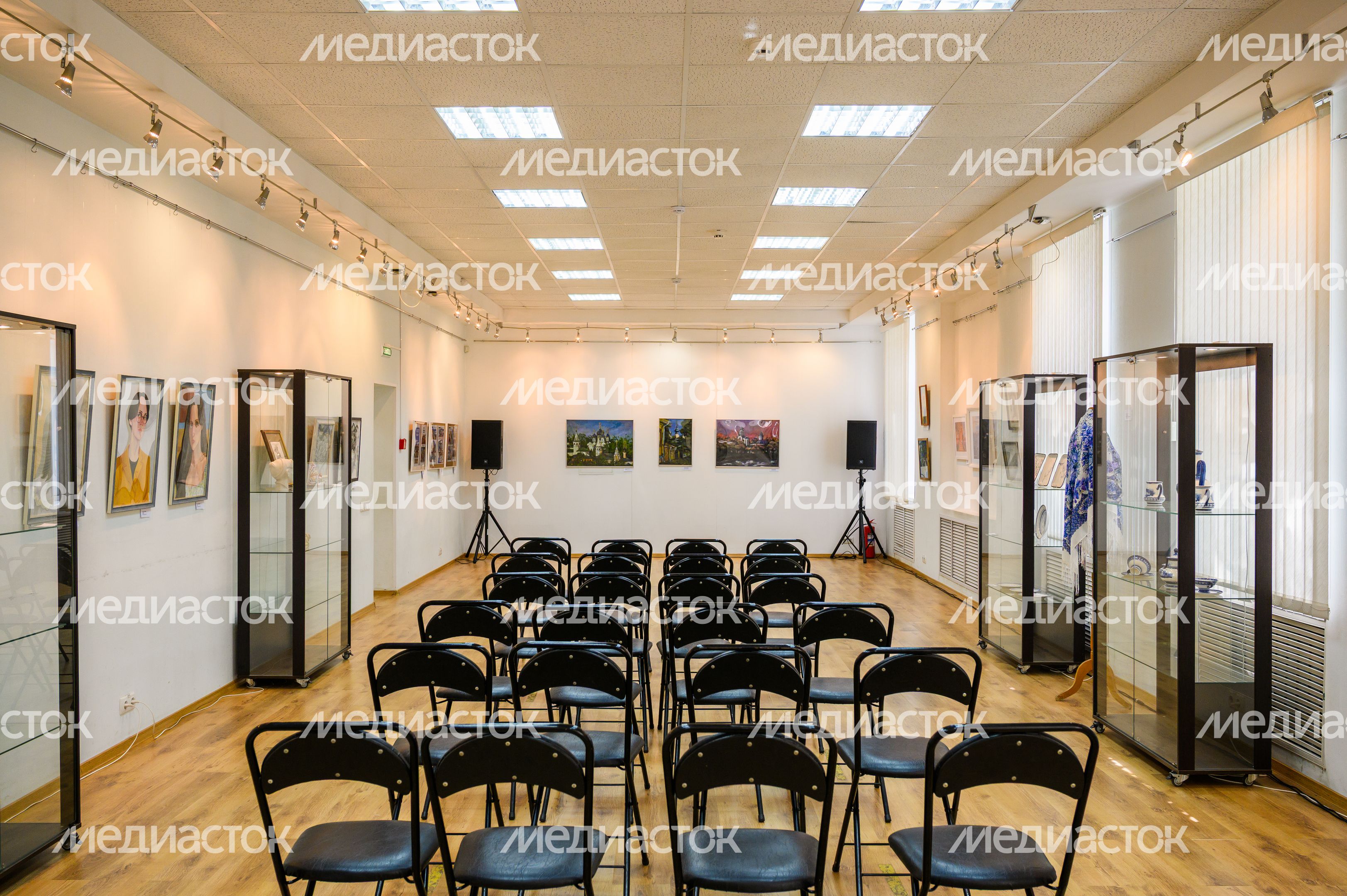 Выставка работ молодых художников Московской области в Электростали Выставка работ молодых художников Московской области в Электростали