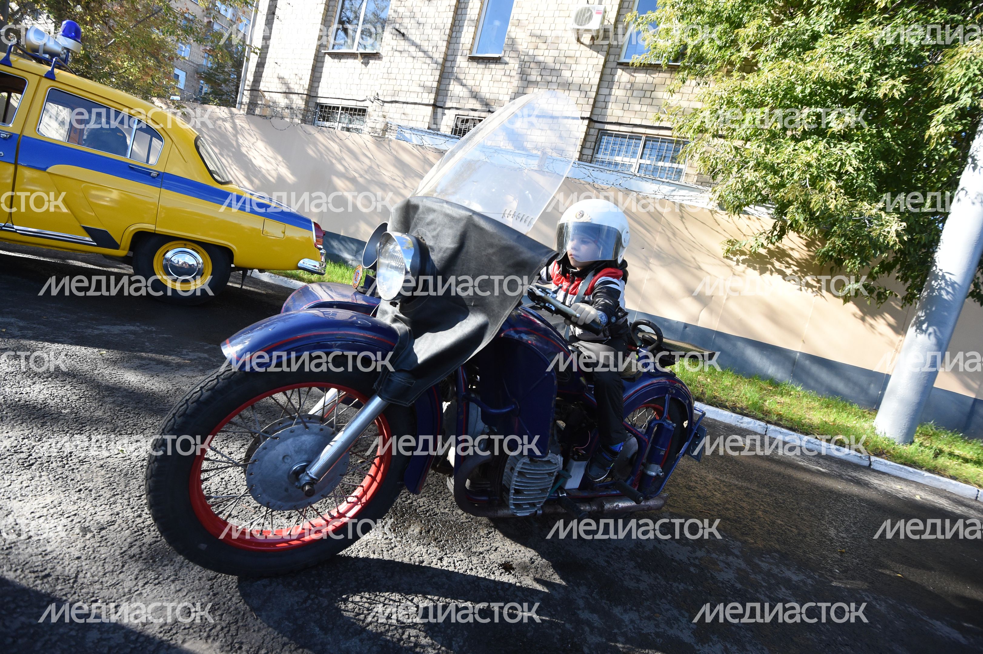 Парад ретро-троллейбусов