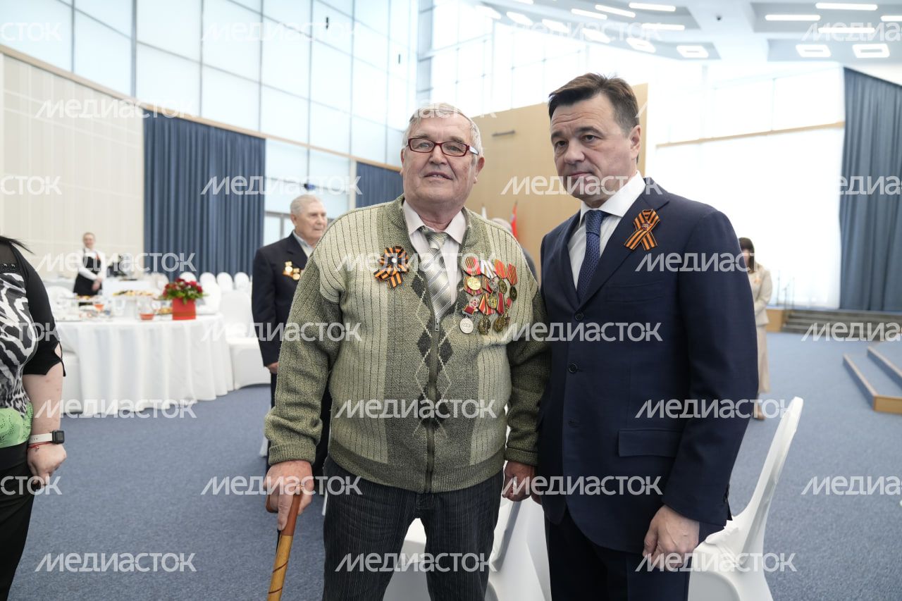 Губернатор поздравил ветеранов Великой Отечественной войны с Днём Победы Губернатор поздравил ветеранов Великой Отечественной войны с Днём Победы