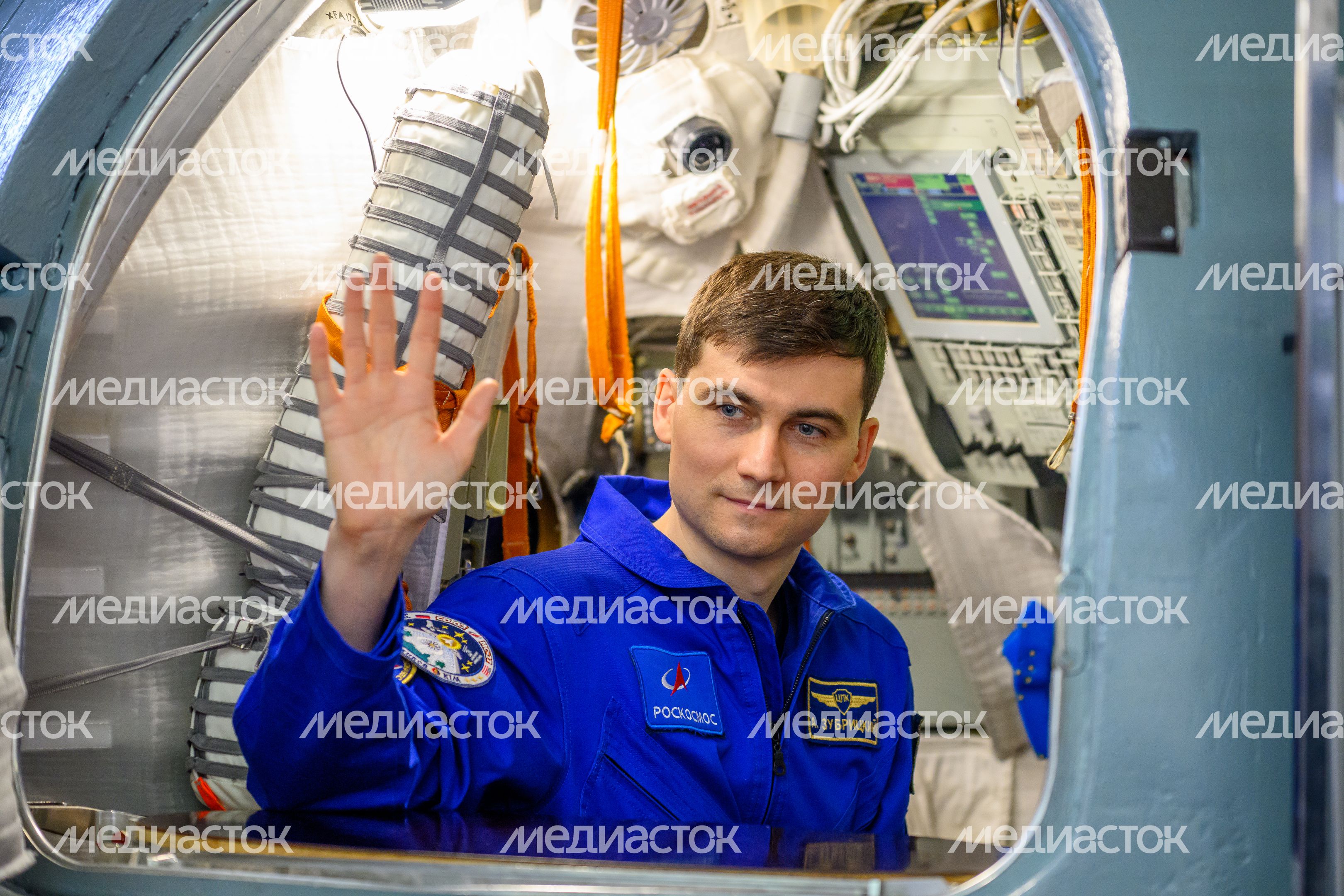 Космонавт Алексей Зубрицкий рассказал, как проходит отбор кандидатов в отряд космонавтов Роскосмоса Космонавт Алексей Зубрицкий рассказал, как проходит отбор кандидатов в отряд космонавтов Роскосмоса