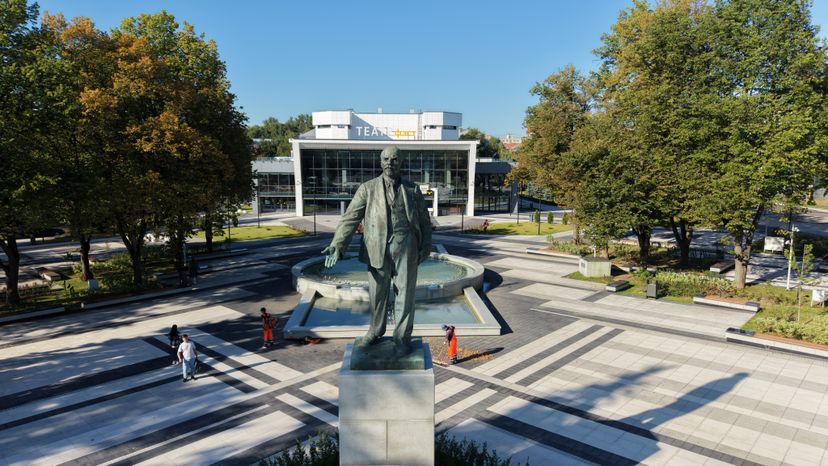Благоустройство площади Мира в Мытищах