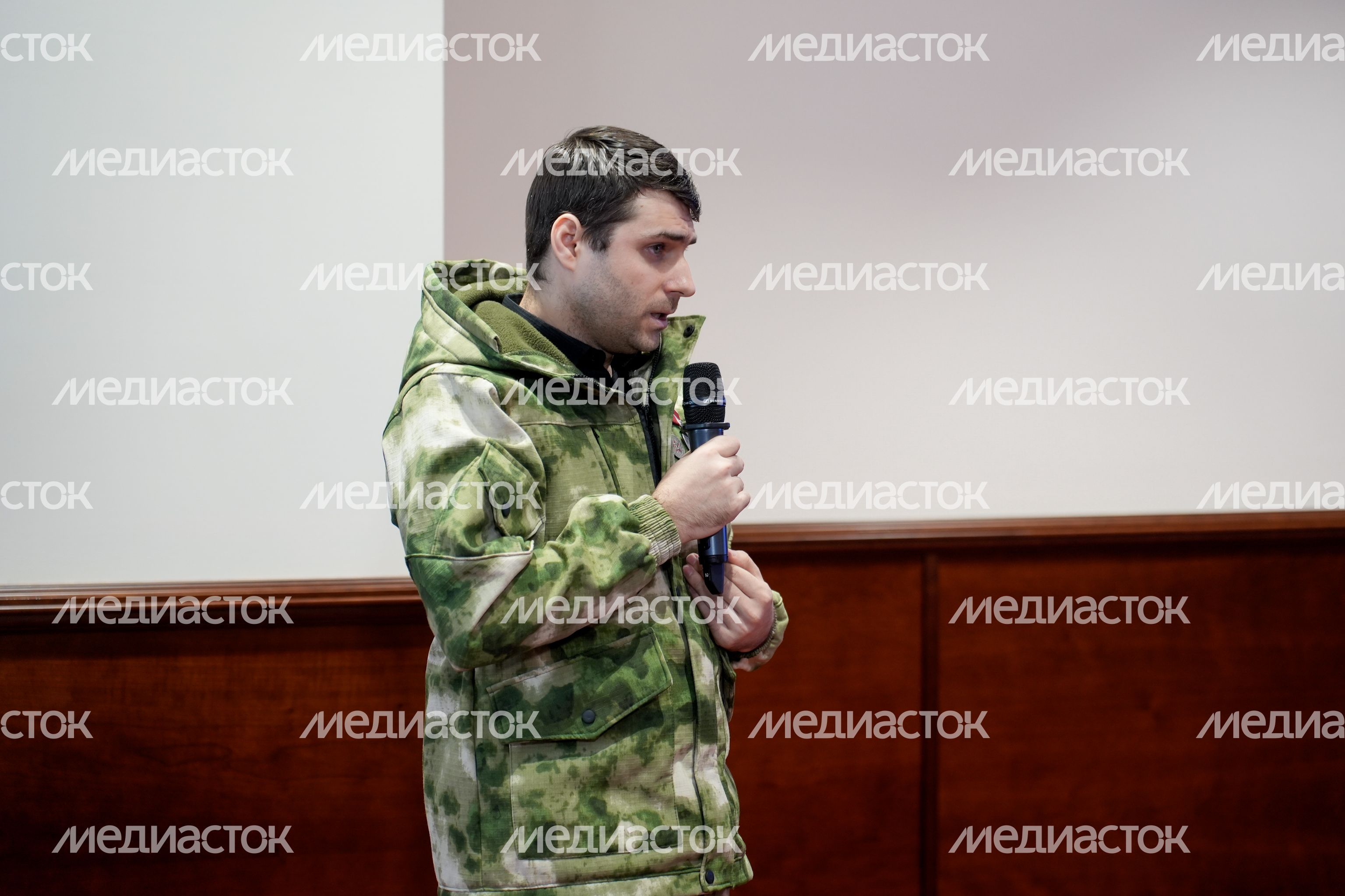 Вручение ключей от автомобилей ветеранам СВО и семьям погибших Героев