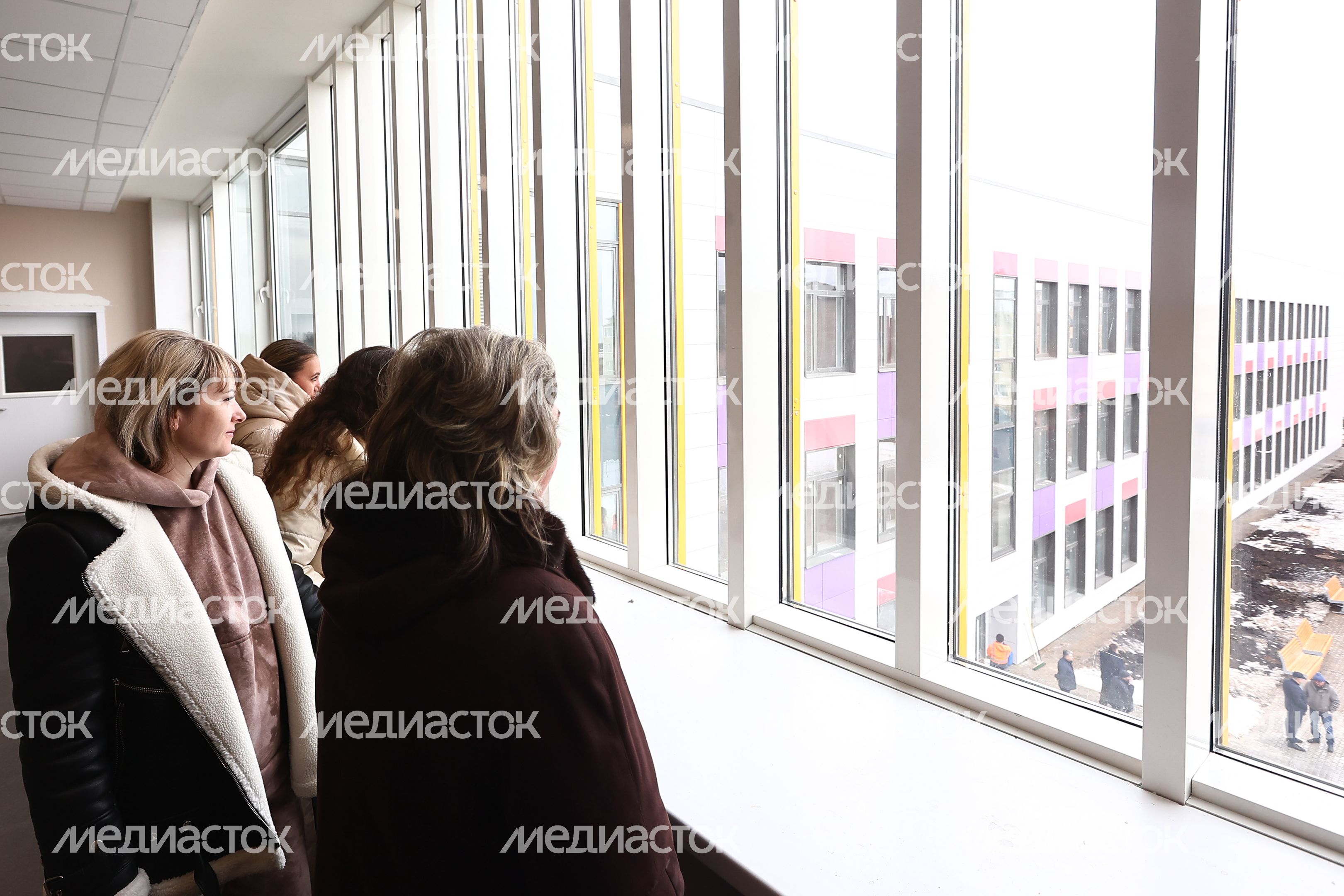 Проверка хода строительства школы в Тучкове Губернатором Подмосковья