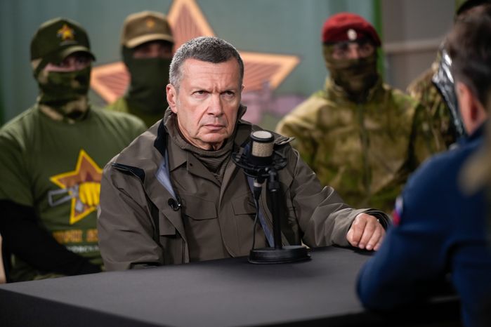 Андрей Воробьев и Владимир Соловьев посетили центр спецподготовки "Витязь" в Балашихе
