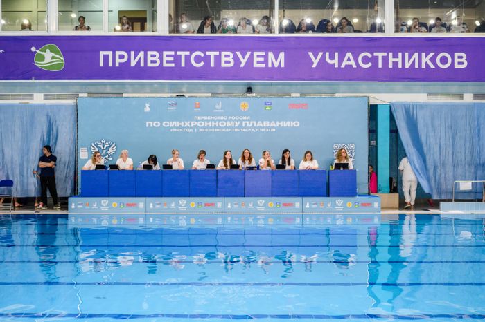 Первенство России по синхронному плаванию среди юношей и девушек в Чехове
