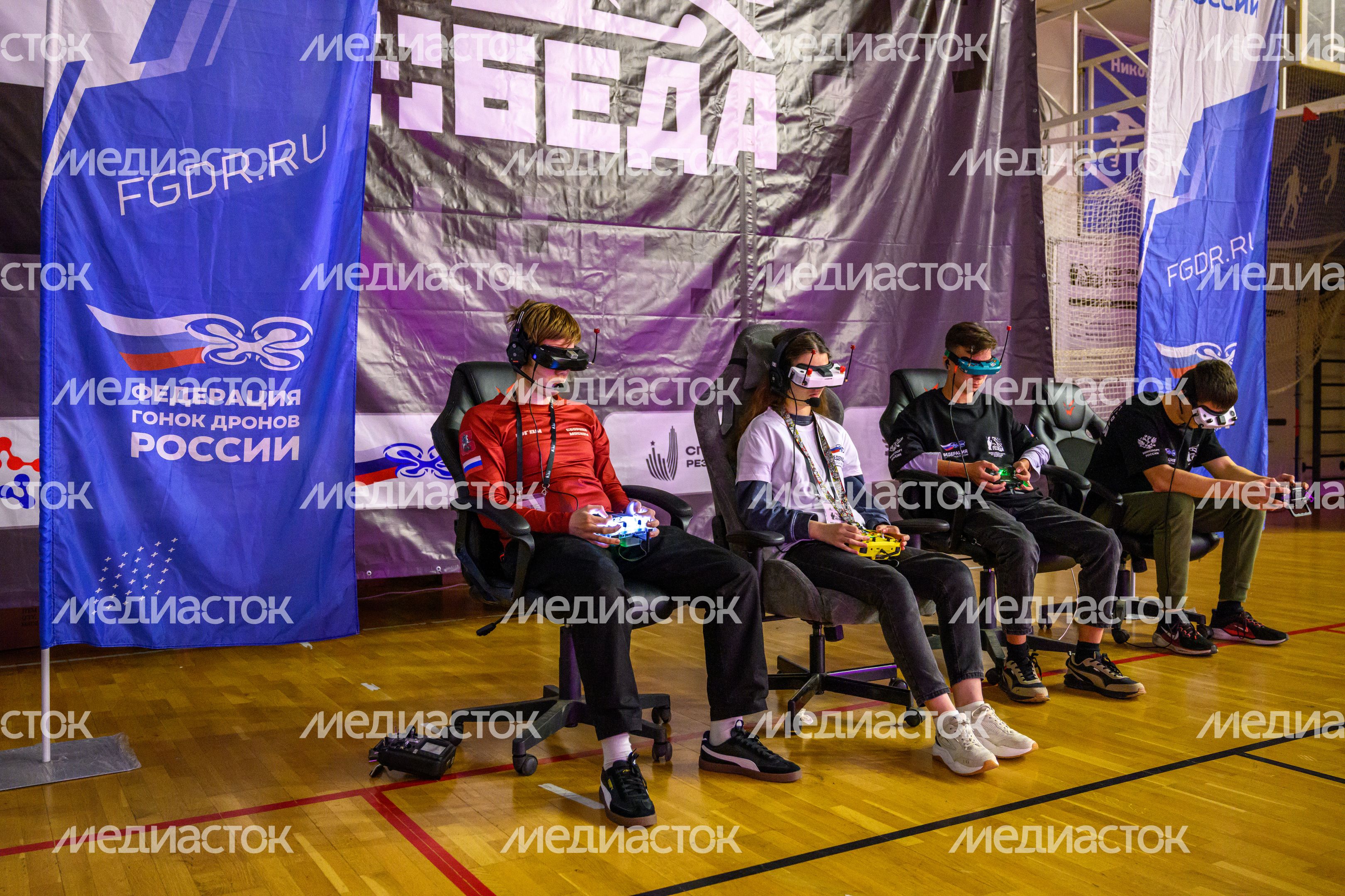 Гонки дронов на фестивале инновационных видов спорта в Раменском Гонки дронов на фестивале инновационных видов спорта в Раменском