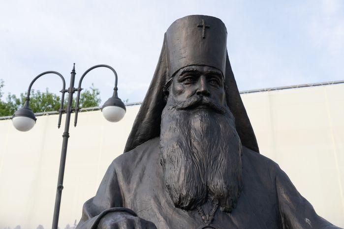 Памятник Митрополиту Питириму