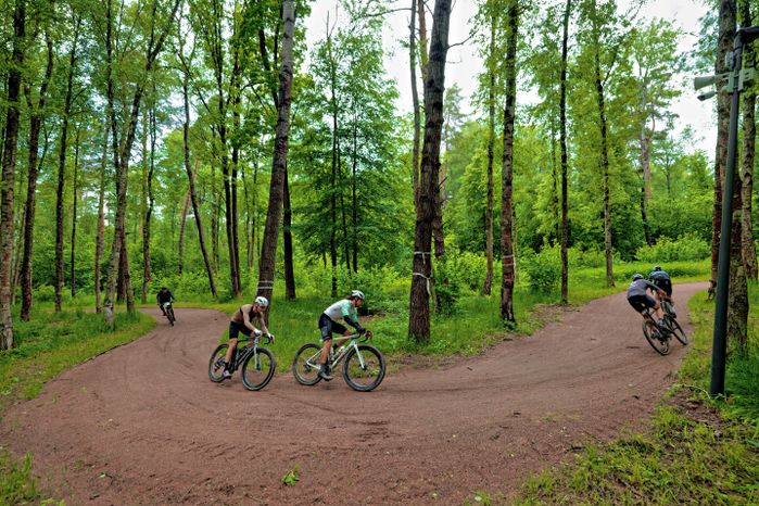 Первый велозаезд серии Gran Fondo Gravel Race в парке Малевича Одинцовского округа