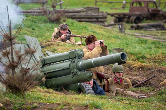 Военно-историческая реконструкция «Битва под Москвой» ко Дню воинской славы России