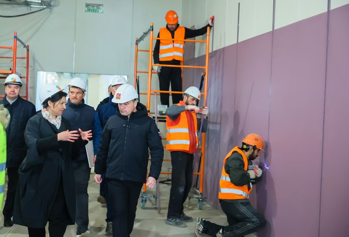 Губернатор проверил ход строительства образовательного комплекса "Авиатика" в Лобне