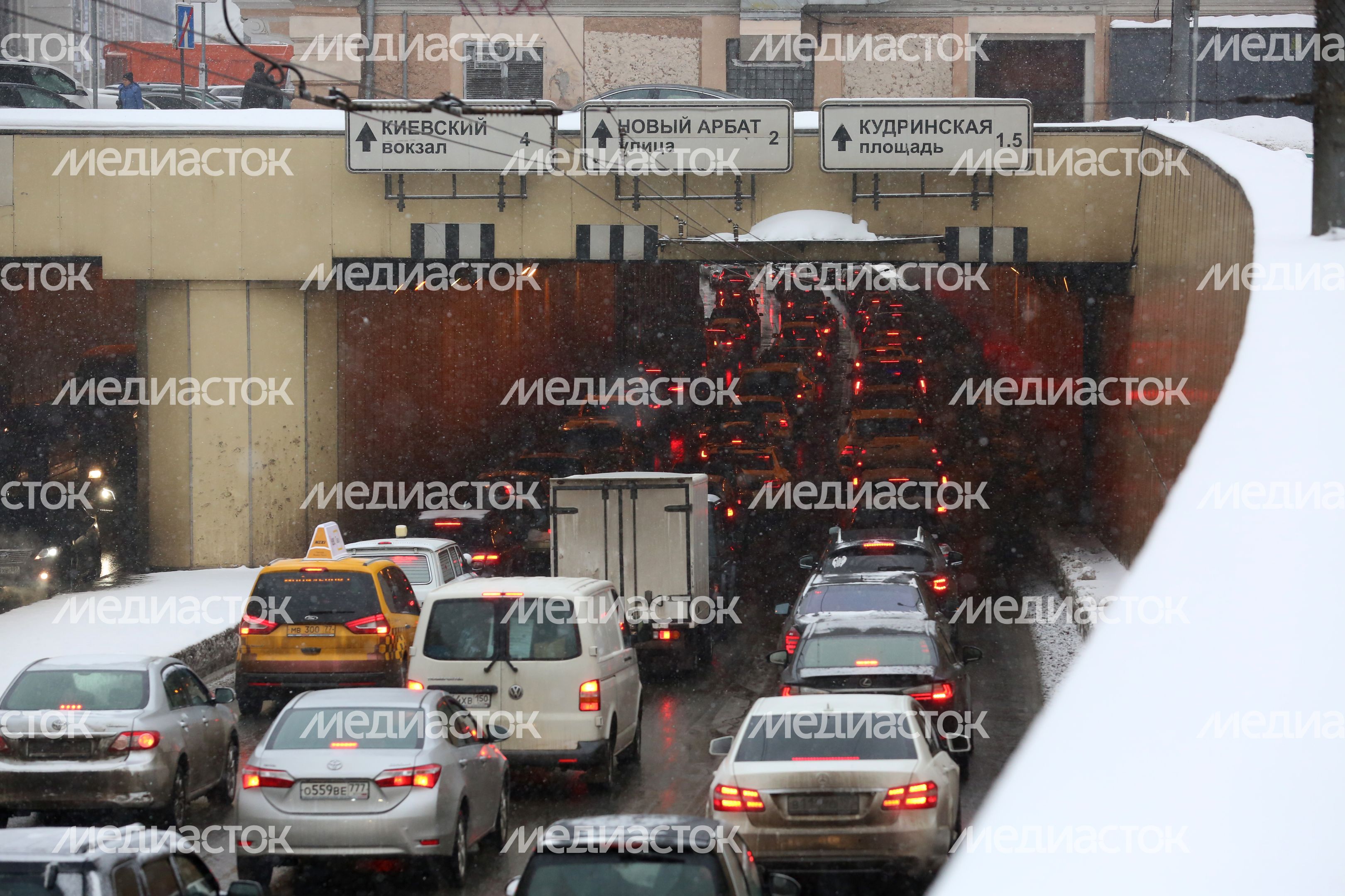 Автомобильное движение в Москве