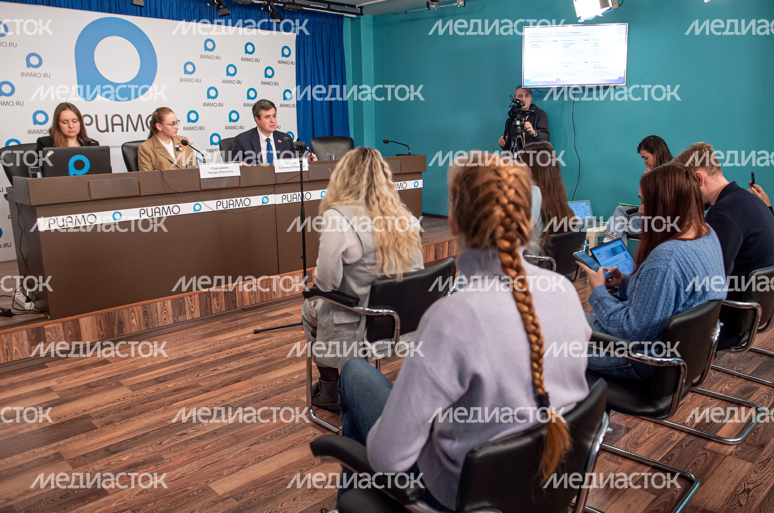 Пресс‑конференция на тему «Региональная премия для добровольцев «Герой нашего времени»: итоги и планы»