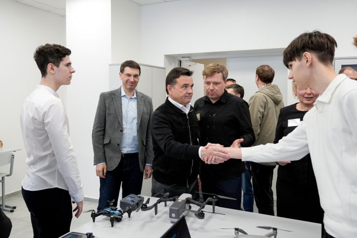 Андрей Воробьев и Игорь Щеголев посетили Дмитровский техникум