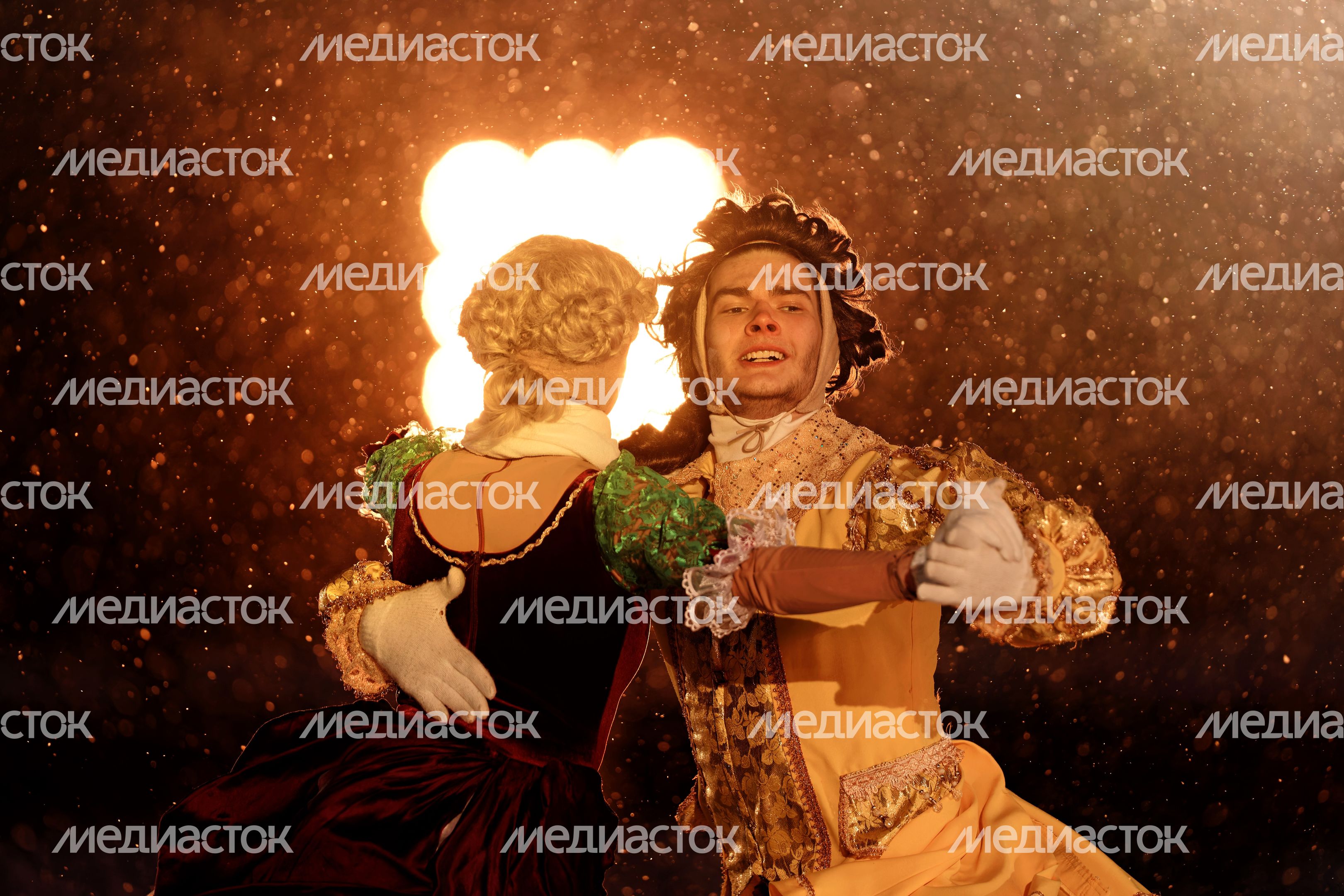 Ледовое шоу «Щелкунчик» на стадионе «Зоркий» в Красногорске Ледовое шоу «Щелкунчик» на стадионе «Зоркий» в Красногорске