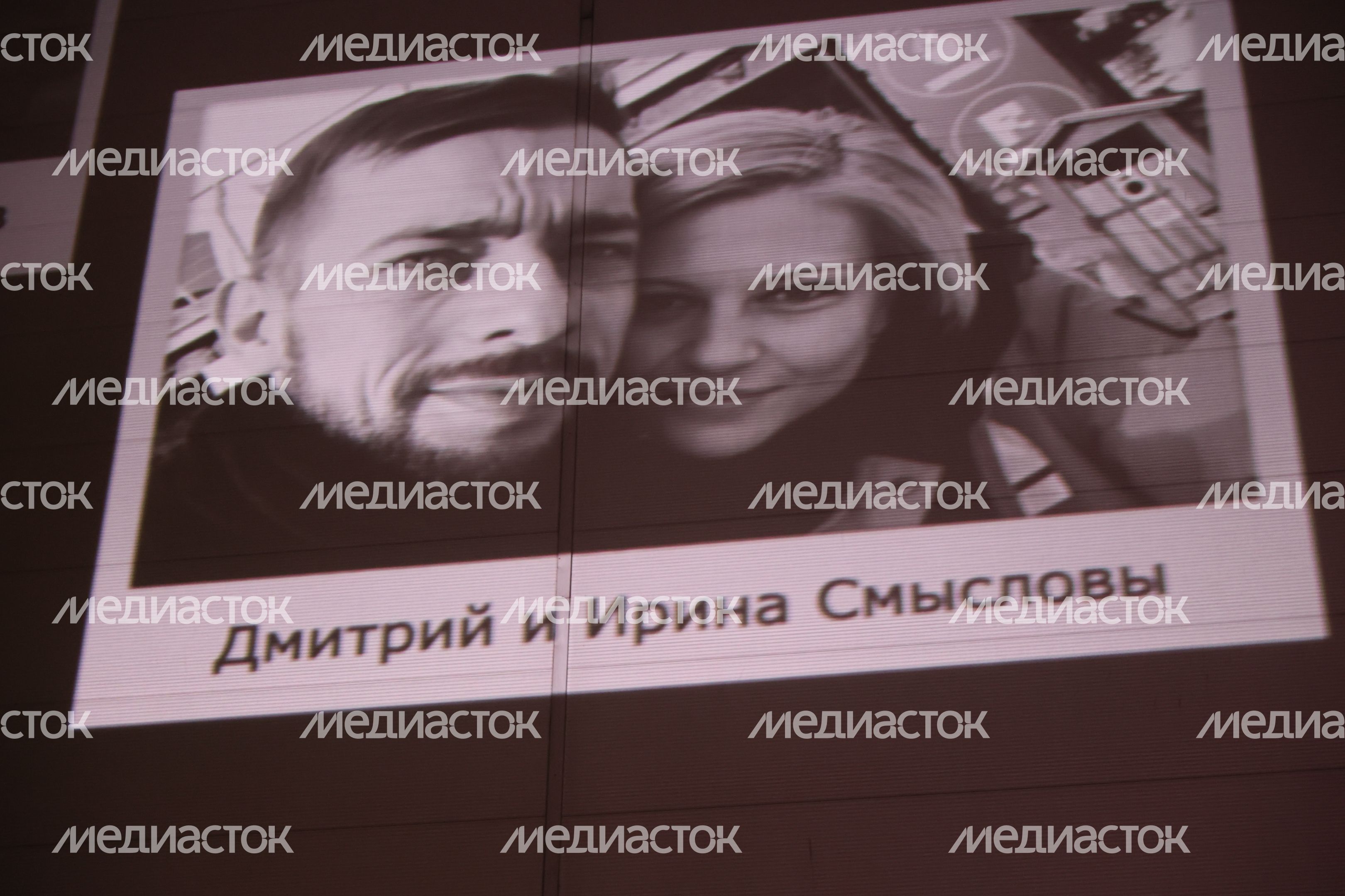 Акция памяти "Журавли" прошла на девятый день после теракта в "Крокус Сити Холле"