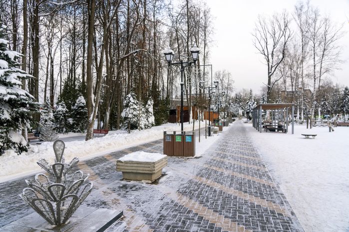 Зима в парке «Фабричный» в Дедовске округа Истра