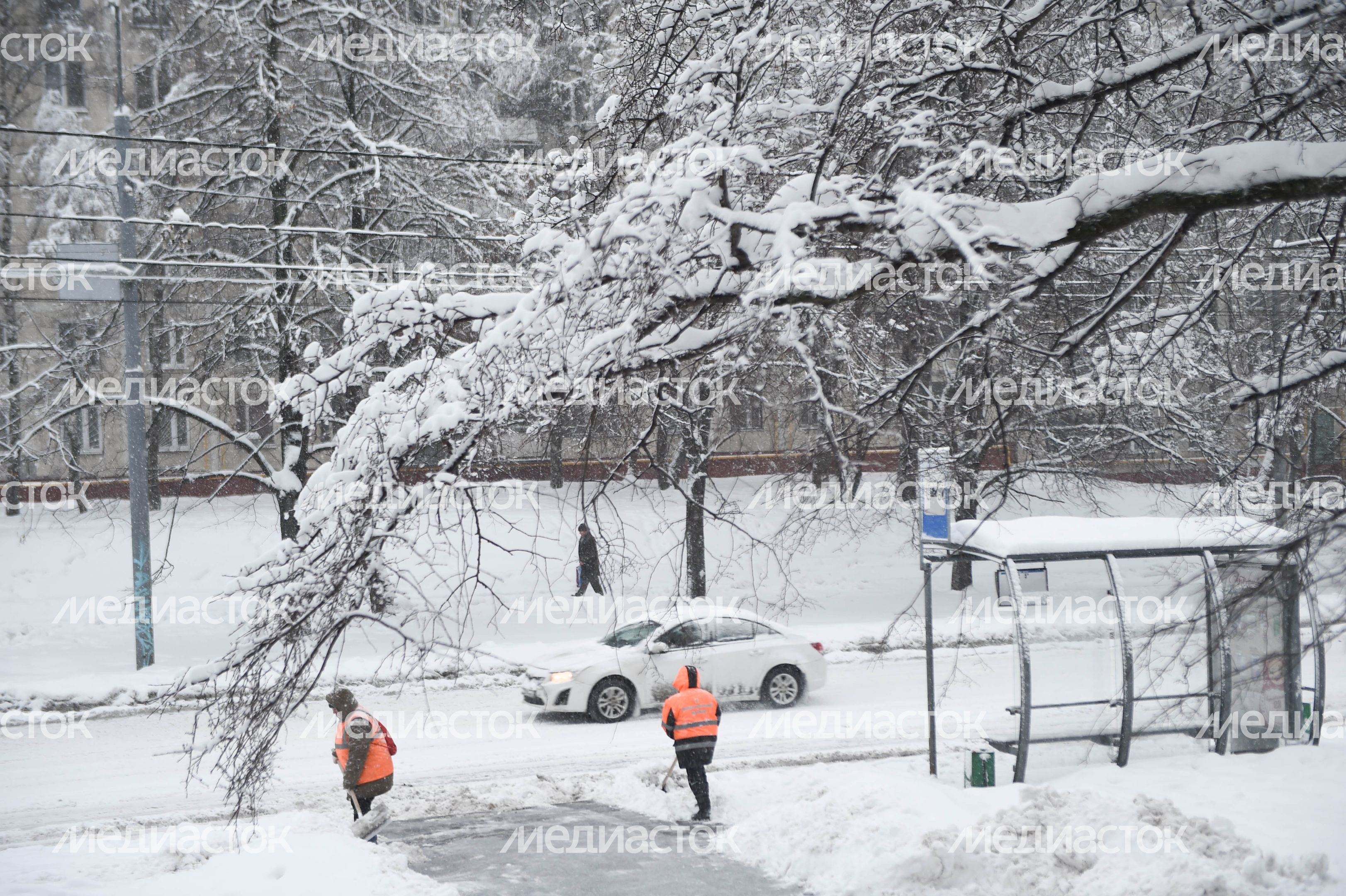 Рекордный снегопад в Москве и Подмосковье