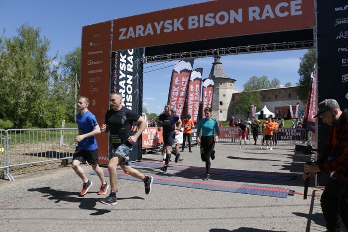 Четвертый экстремальный исторический забег Zaraysk Bison Race у Зарайского кремля