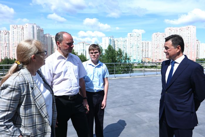 Губернатор поздравил подмосковных школьников, набравших 300 баллов на ЕГЭ