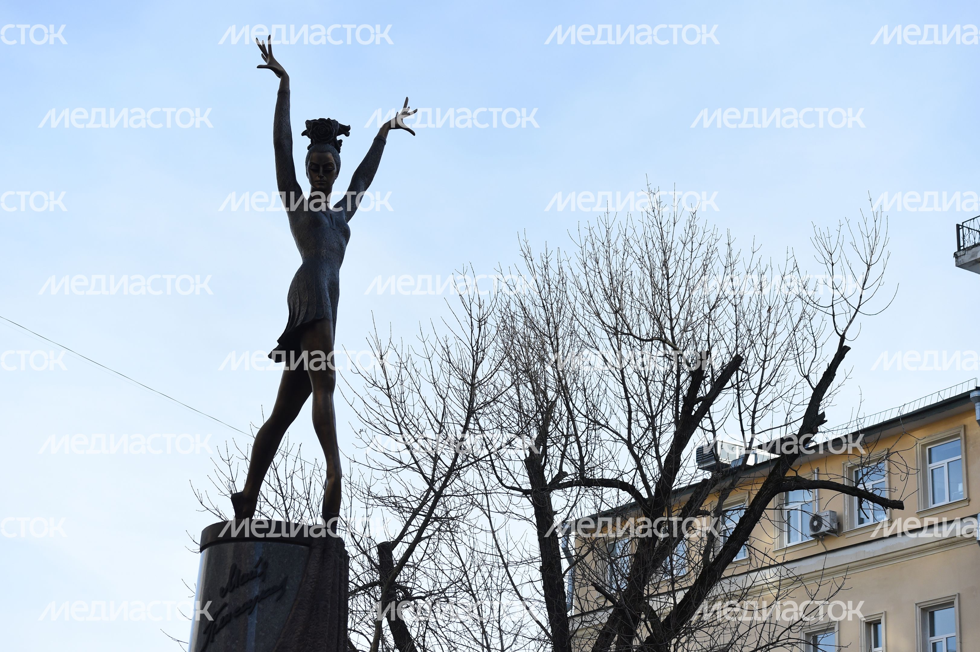 Церемония открытия памятника Майе Плисецкой