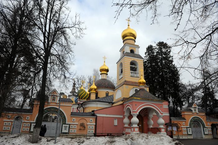 Храм Спаса Преображения в Переделкино