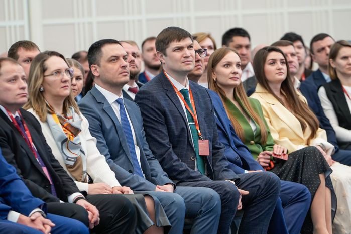Андрей Воробьев поприветствовал участников форума "Капитальный ремонт 2026-2028: от планов к реализации"