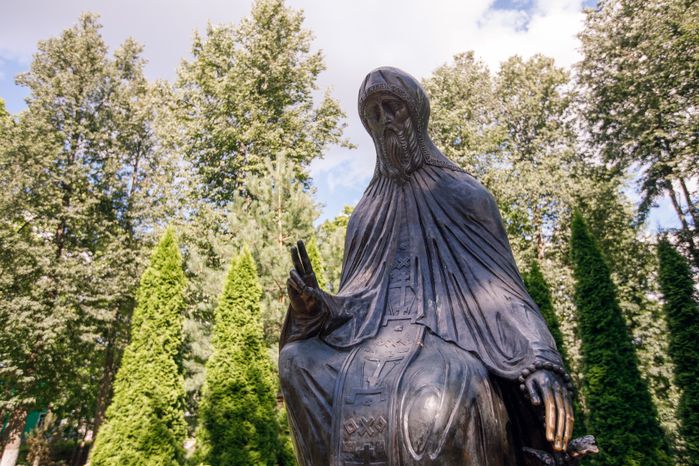 Звенигород. Памятник преподобному Савве Сторожевскому