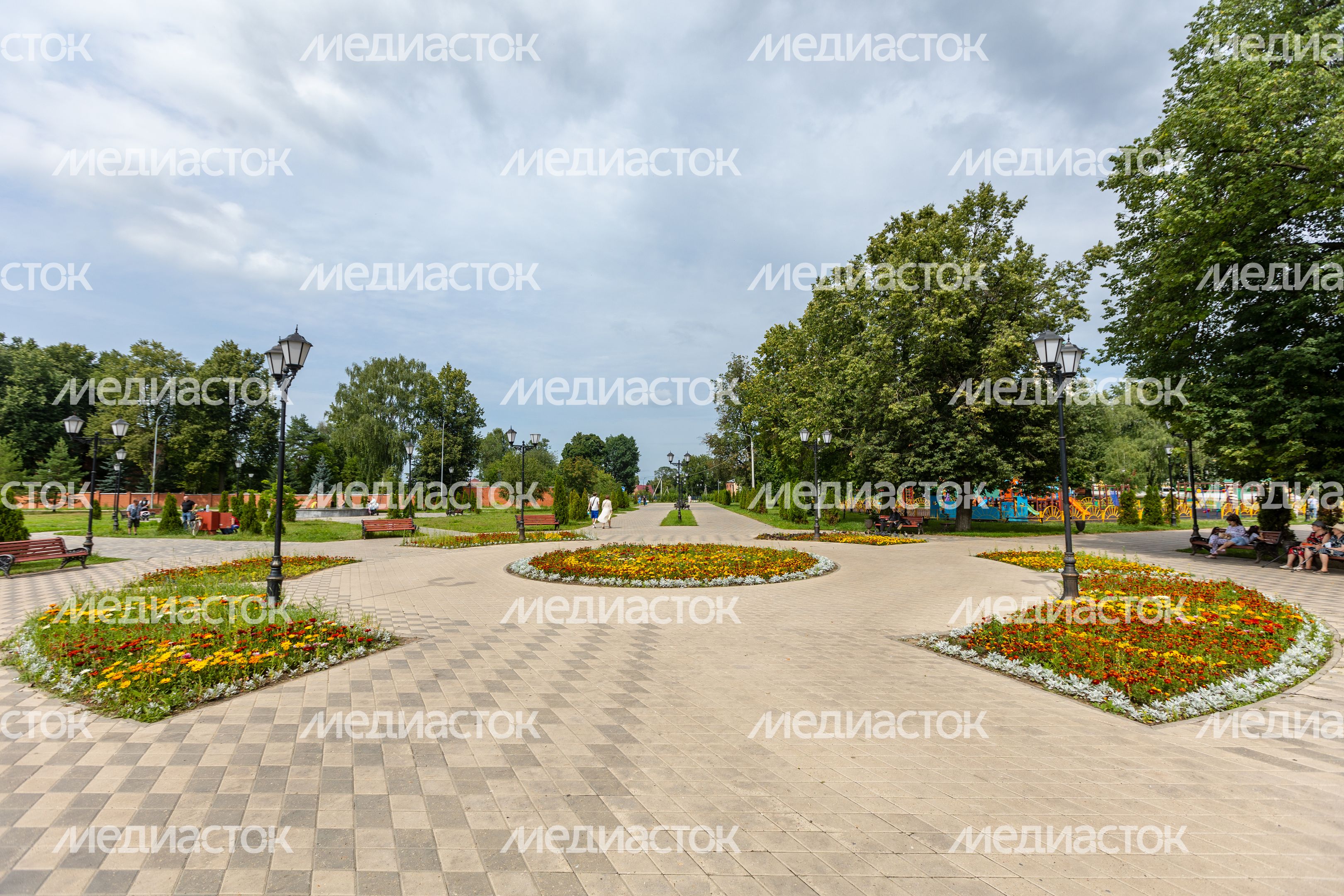 Лосино-Петровский. Никольский парк Лосино-Петровский. Никольский парк
