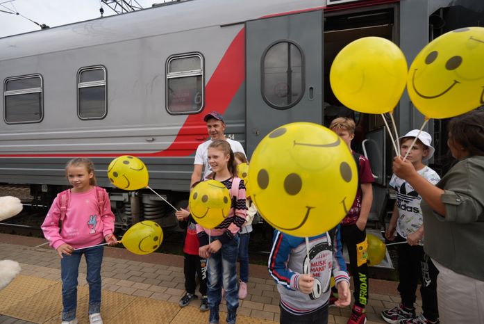 Семья из Подмосковья взяла под опеку 9 детей из ДНР