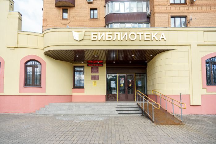Выставка Лиги мастеров Домодедово «Пушкин. Когда оживают страницы» в городской библиотеке