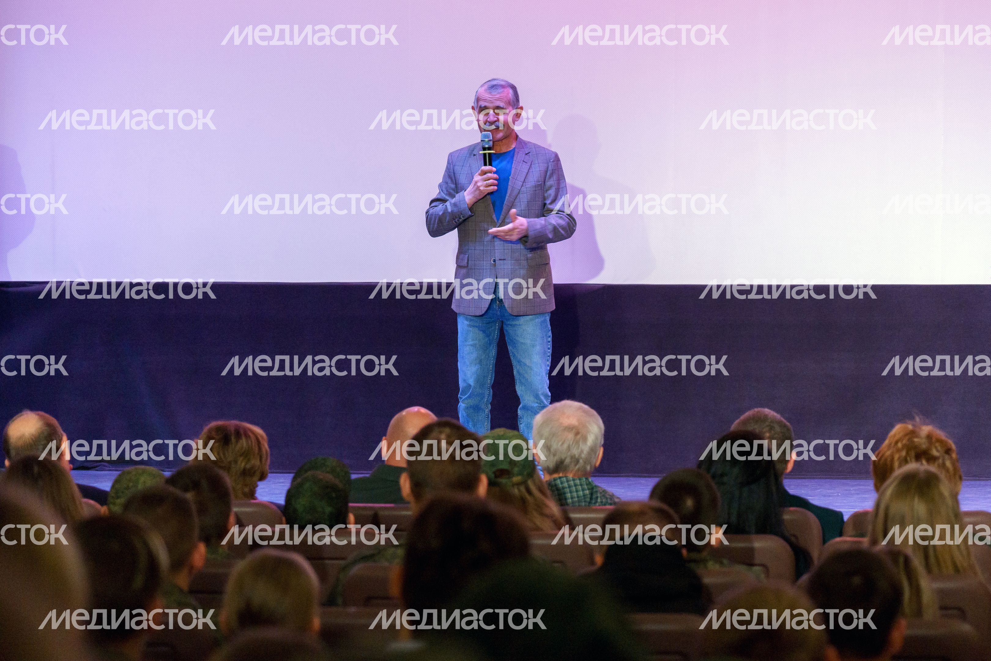 Владимир Шапкин на конкурсе лучших школьных лесничеств Владимир Шапкин на конкурсе лучших школьных лесничеств