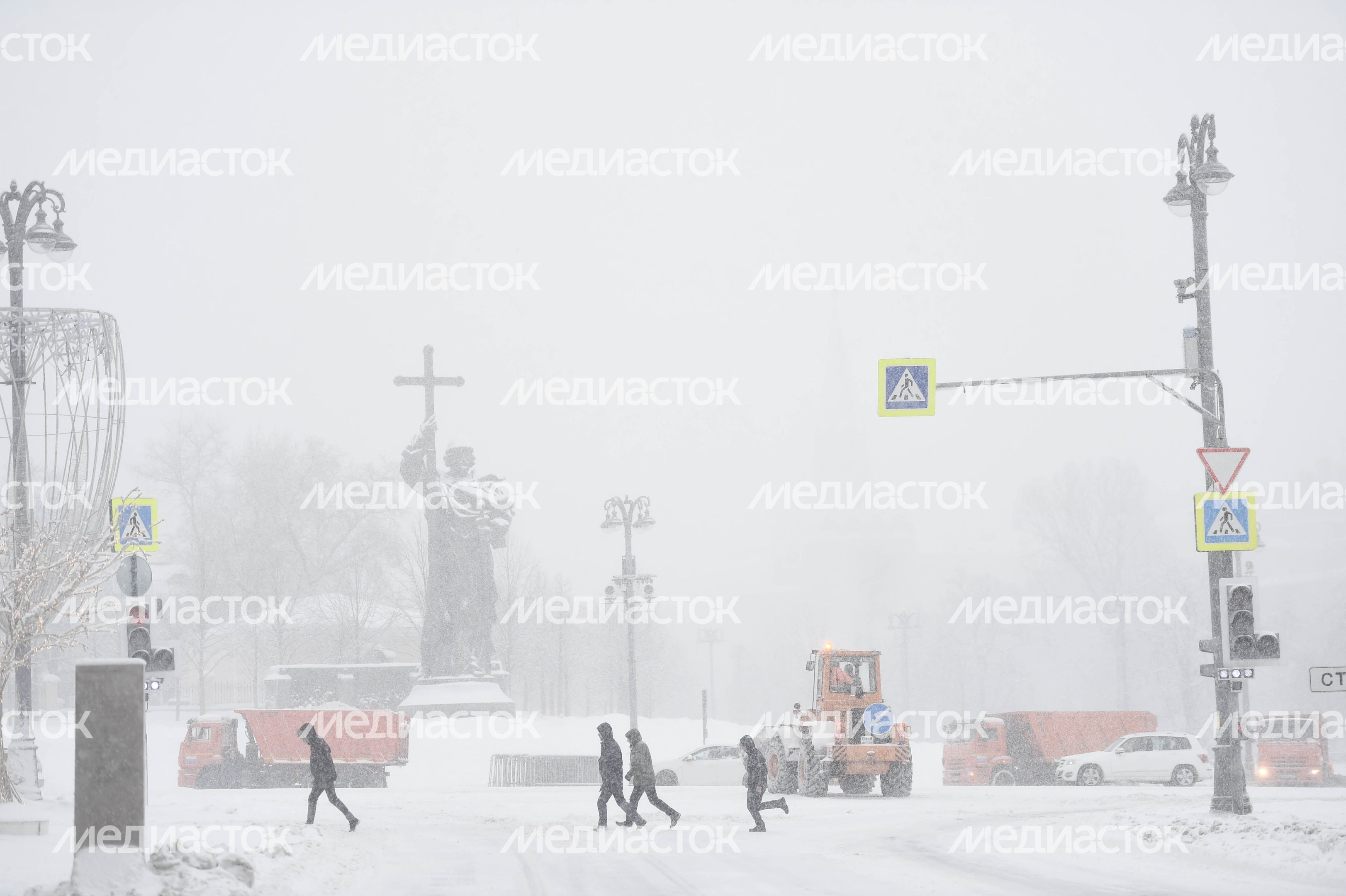 Рекордный снегопад в Москве и Подмосковье