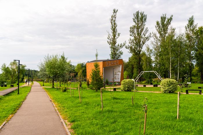 Парк культуры и отдыха «Солнечный берег» в поселке Запрудня Талдомского округа