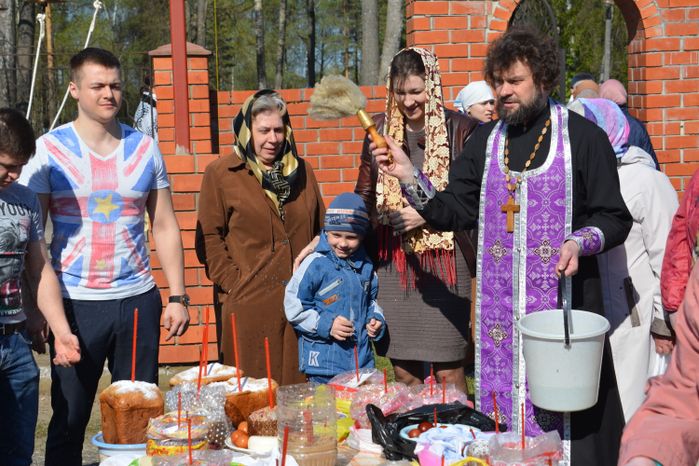 Празднование Пасхи в Рошале