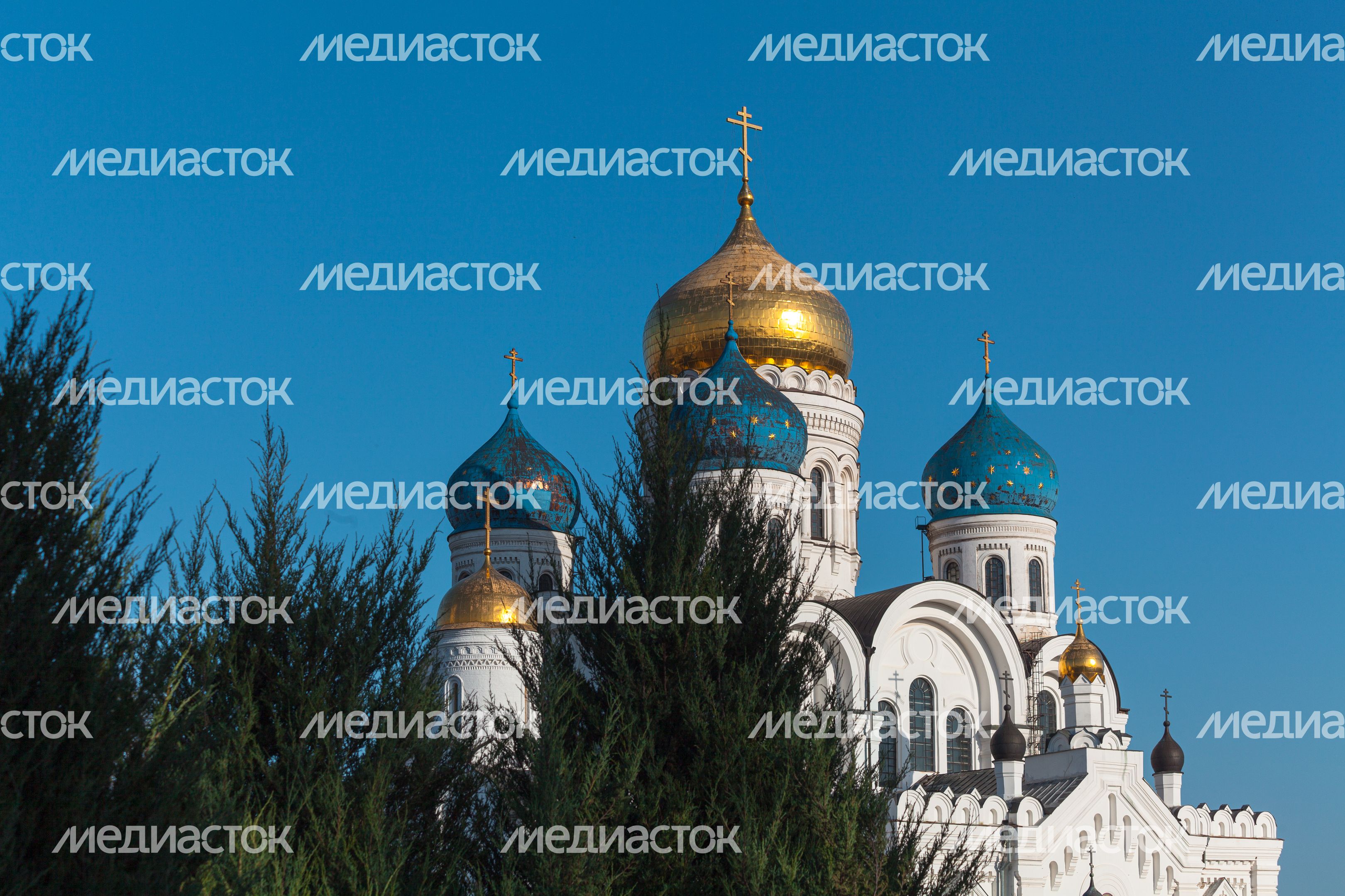 Спасо-Преображенский собор Николо-Угрешского монастыря Спасо-Преображенский собор Николо-Угрешского монастыря